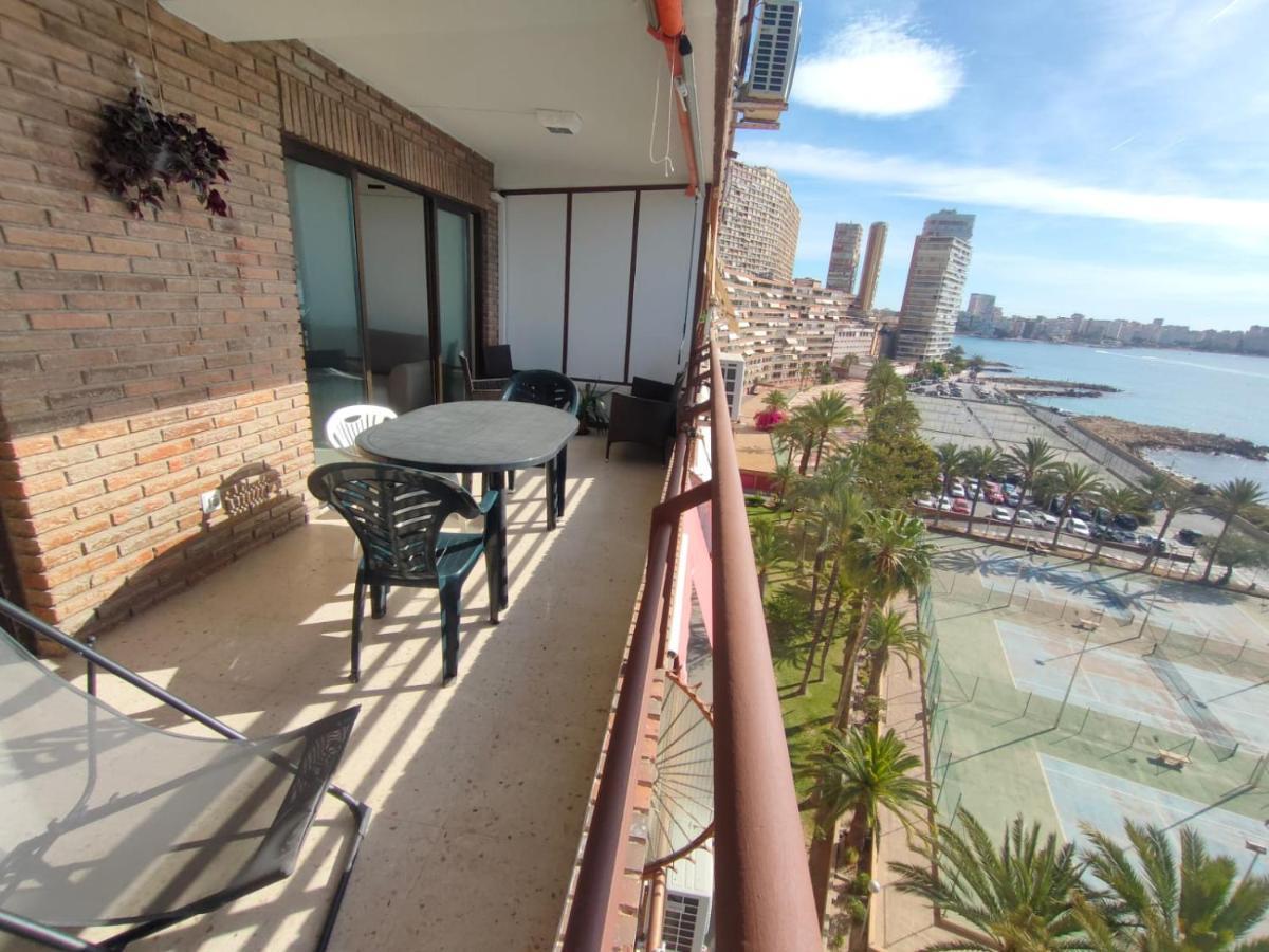 Very Lightful Apartment. Incredible Sea Views. Big Terrace, Swimming Pool. Ac. Very Close To Alicante City Center. Bagian luar foto