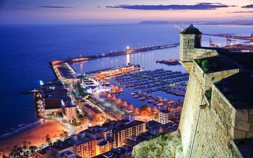 Very Lightful Apartment. Incredible Sea Views. Big Terrace, Swimming Pool. Ac. Very Close To Alicante City Center. Bagian luar foto