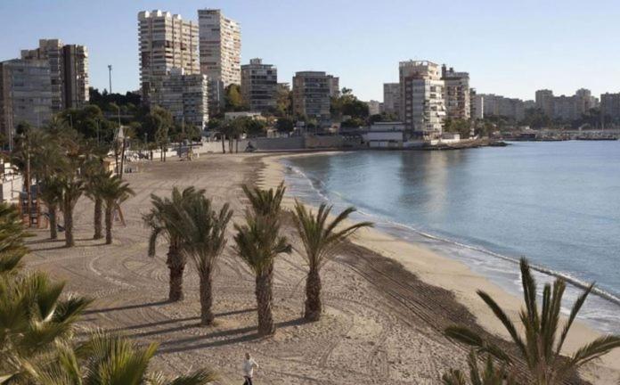 Very Lightful Apartment. Incredible Sea Views. Big Terrace, Swimming Pool. Ac. Very Close To Alicante City Center. Bagian luar foto